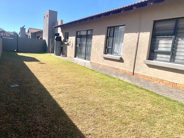 3 Bedroom Property for Sale in Heuwelsig Free State